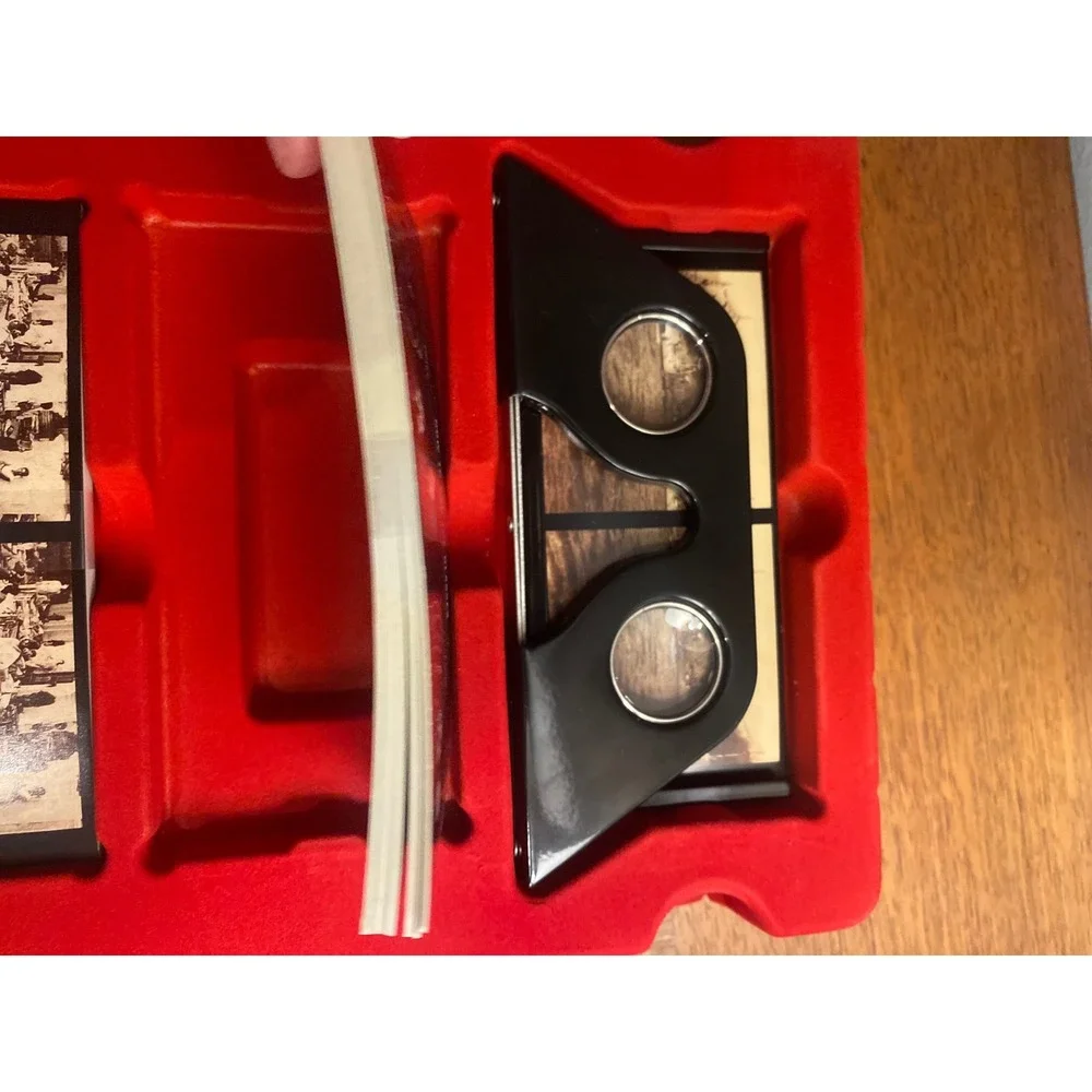 The Great War in 3D WWI Stereoscopic Box Set Black Dog Leventhal Viewer COMPLETE